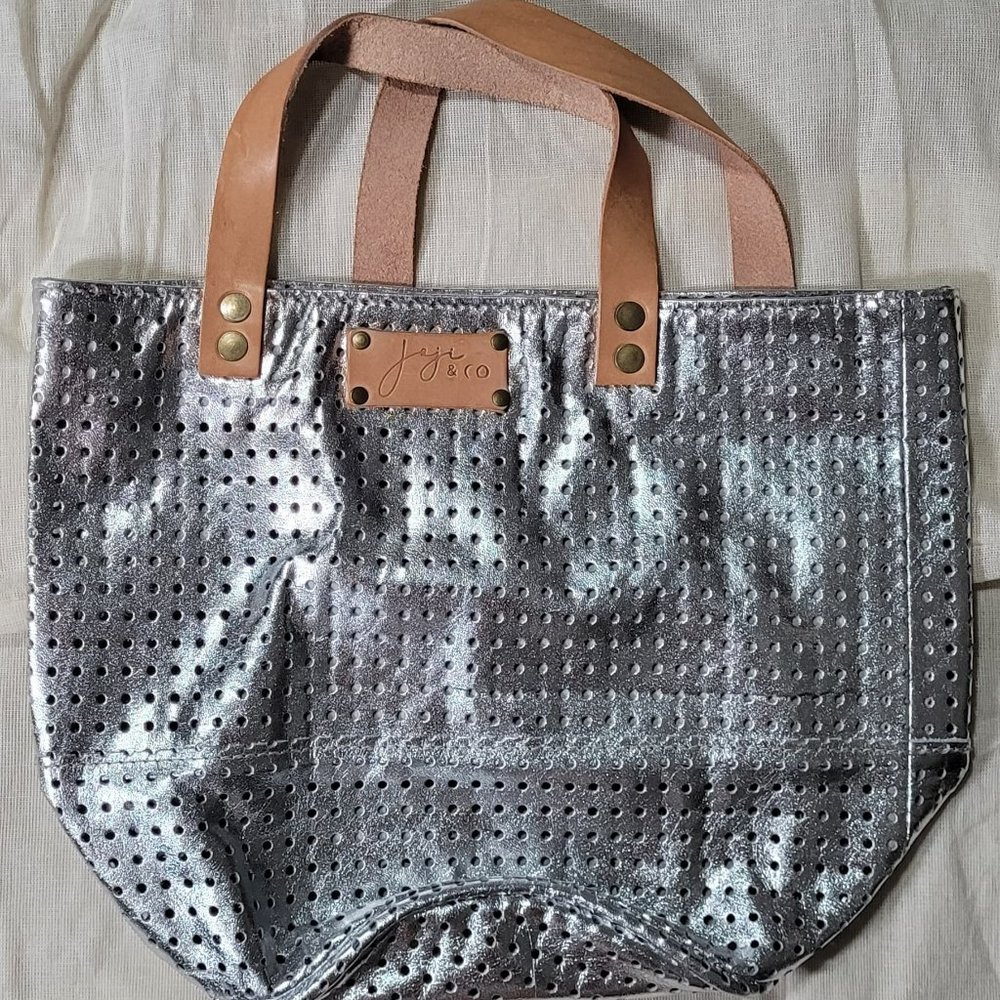 Joji & Co. PAMPA bucket Perforated Silver